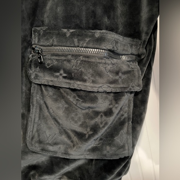 Authentic Rare Louis Vuitton Multi-Pocket Half-Zip Sweatshirt - Picture 5 of 9